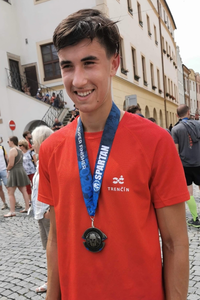 Adam Bahelka, Piaristické gymnázium Jozefa Braneckého Trenčín